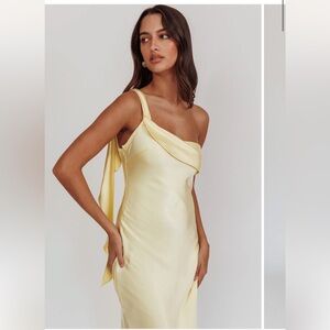 Selfie Leslie one shoulder Dress
